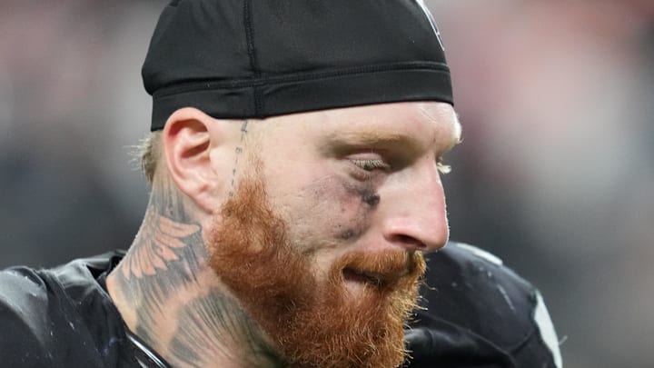 Dec 7, 2025; Paradise, Nevada, USA; Las Vegas Raiders defensive end Maxx Crosby (98) leaves the field following a game against the Denver Broncos at Allegiant Stadium. Mandatory Credit: Stephen R. Sylvanie-Imagn Images Dec 7, 2025; Paradise, Nevada, USA; Las Vegas Raiders defensive end Maxx Crosby (98) leaves the field following a game against the Denver Broncos at Allegiant Stadium. Mandatory Credit: Stephen R. Sylvanie-Imagn Images