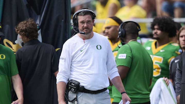 Aug 30, 2025; Eugene, Oregon, USA; Oregon Ducks head coach Dan Lanning walks the sidelines during the first half in a game against the Montana State Bobcats at Autzen Stadium. Mandatory Credit: Troy Wayrynen-Imagn Images