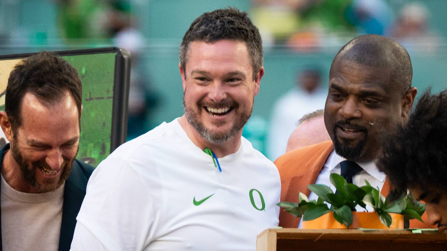 Oregon Continues Recruiting Momentum by Landing Local SEC Ta