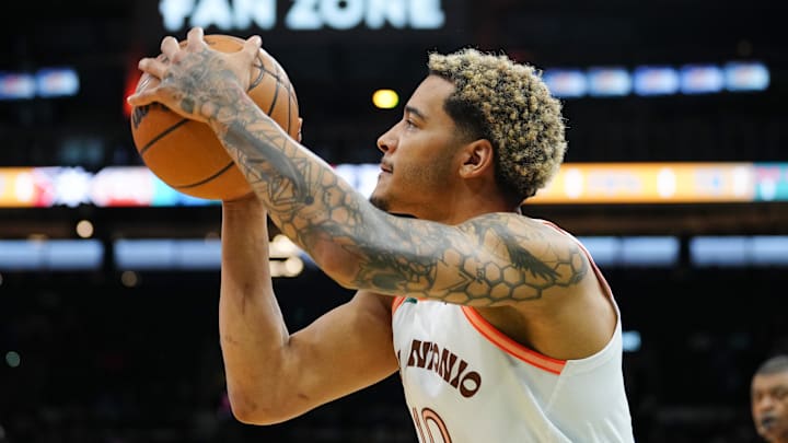 Mar 19, 2024; San Antonio, Texas, USA;  San Antonio Spurs forward Jeremy Sochan (10) shoots in the first half against the Dallas Mavericks at Frost Bank Center.