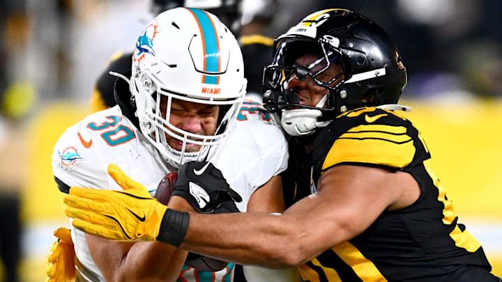 Miami Dolphins FB Alec Ingold Miami Dolphins FB Alec Ingold