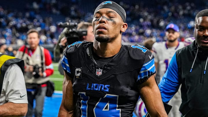 Detroit Lions wide receiver Amon-Ra St. Brown (14).