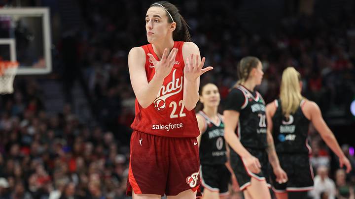 May 30, 2026; Portland, Oregon, USA; Indiana Fever guard Caitlin Clark (22) chats with a referee during the second half against the Portland Fire at Moda Center. Mandatory Credit: Jaime Valdez-Imagn Images May 30, 2026; Portland, Oregon, USA; Indiana Fever guard Caitlin Clark (22) chats with a referee during the second half against the Portland Fire at Moda Center. Mandatory Credit: Jaime Valdez-Imagn Images