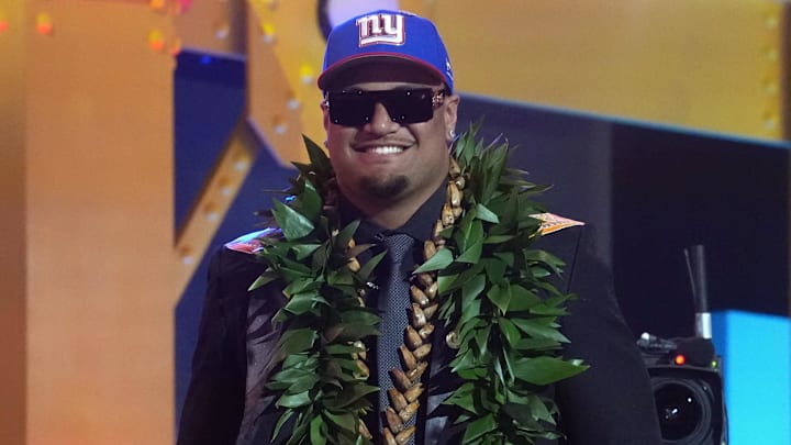 Miami Hurricanes - lineman Francis Mauigoa