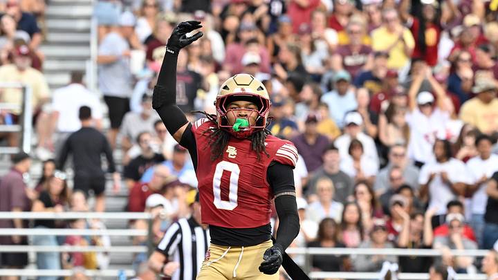 Sep 27, 2025; Chestnut Hill, Massachusetts, USA; Boston College Eagles defensive back Omar Thornton (0) gets the crowd involved during the first half against the California Golden Bears at Alumni Stadium. Mandatory Credit: Eric Canha-Imagn Images Sep 27, 2025; Chestnut Hill, Massachusetts, USA; Boston College Eagles defensive back Omar Thornton (0) gets the crowd involved during the first half against the California Golden Bears at Alumni Stadium. Mandatory Credit: Eric Canha-Imagn Images