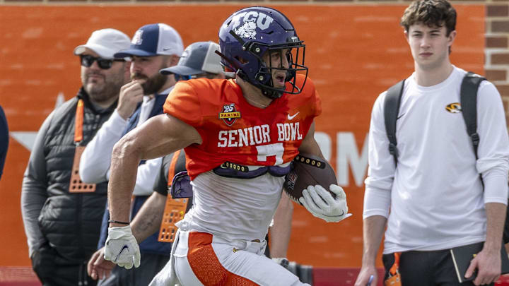 Jan 29, 2025; Mobile, AL, USA; American team wide receiver Jack Bech of TCU (7) runs after a catch during Senior Bowl practice for the American team at Hancock Whitney Stadium. Mandatory Credit: Vasha Hunt-Imagn Images Jan 29, 2025; Mobile, AL, USA; American team wide receiver Jack Bech of TCU (7) runs after a catch during Senior Bowl practice for the American team at Hancock Whitney Stadium. Mandatory Credit: Vasha Hunt-Imagn Images
