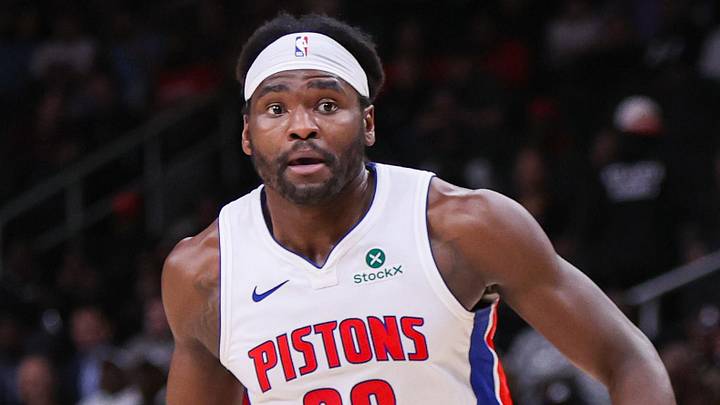 Nov 18, 2025; Atlanta, Georgia, USA; Detroit Pistons forward Isaiah Stewart (28) dribbles against the Atlanta Hawks in the second quarter at State Farm Arena. Mandatory Credit: Brett Davis-Imagn Images Nov 18, 2025; Atlanta, Georgia, USA; Detroit Pistons forward Isaiah Stewart (28) dribbles against the Atlanta Hawks in the second quarter at State Farm Arena. Mandatory Credit: Brett Davis-Imagn Images