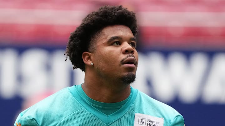 Miami Dolphins edge rusher Chop Robinson 