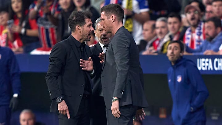Diego Simeone und Sebastian Kehl gerieten kurz aneinander