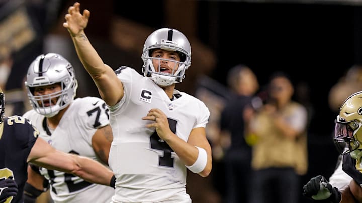 Las Vegas Raiders quarterback Derek Carr (4
