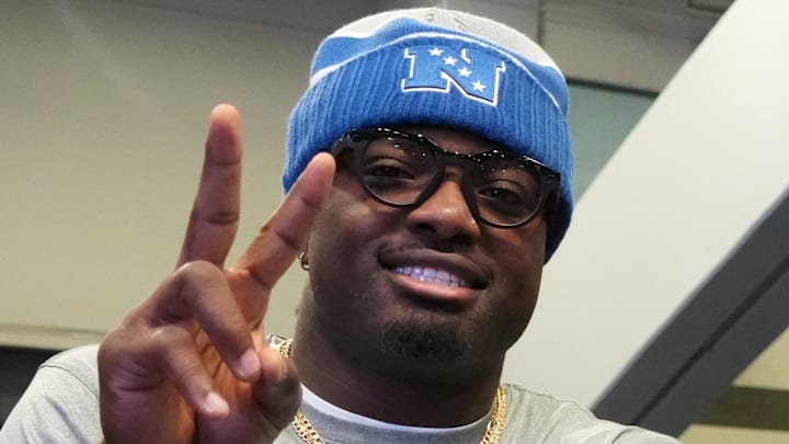 Los Angeles Rams outside linebacker Byron Young (0) Mandatory Credit: Kirby Lee-Imagn Images