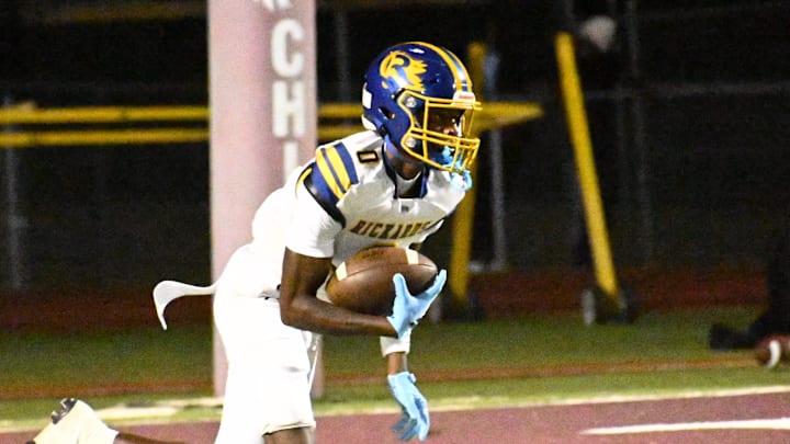 The Auburn Tigers have targeted a receiver out of Tallahassee, Fla.