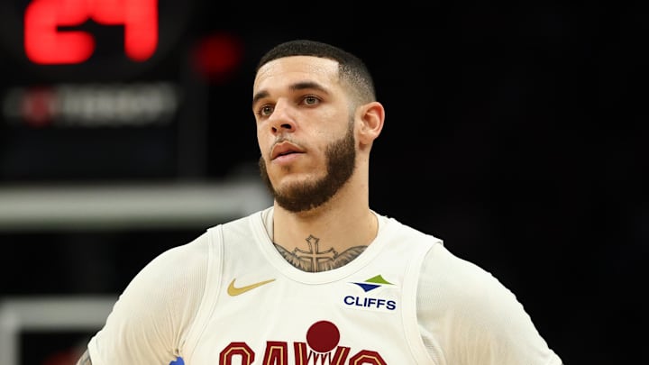 Lonzo Ball, Cleveland Cavaliers Lonzo Ball, Cleveland Cavaliers