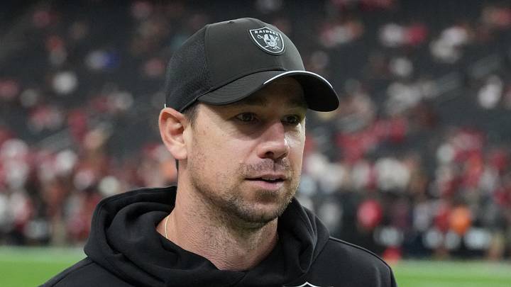 Aug 27, 2026; Paradise, Nevada, USA; Las Vegas Raiders head coach Klint Kubiak looks on during warmups before a game against the San Francisco 49ers at Allegiant Stadium. Mandatory Credit: Kirby Lee-Imagn Images Aug 27, 2026; Paradise, Nevada, USA; Las Vegas Raiders head coach Klint Kubiak looks on during warmups before a game against the San Francisco 49ers at Allegiant Stadium. Mandatory Credit: Kirby Lee-Imagn Images