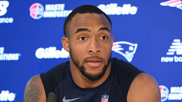 New England Patriots running back Treveyon Henderson (32). New England Patriots running back Treveyon Henderson (32).