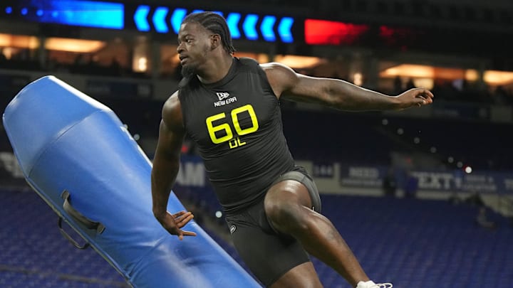 Feb 27, 2025; Indianapolis, IN, USA; Virginia Tech defensive lineman Antwaun Powell-Ryland (DL60) participates in drills during the 2025 NFL Combine at Lucas Oil Stadium. Mandatory Credit: Kirby Lee-Imagn Images Feb 27, 2025; Indianapolis, IN, USA; Virginia Tech defensive lineman Antwaun Powell-Ryland (DL60) participates in drills during the 2025 NFL Combine at Lucas Oil Stadium. Mandatory Credit: Kirby Lee-Imagn Images