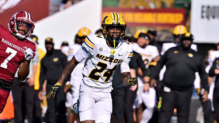 Oct 12, 2024; Amherst, Massachusetts, USA; Missouri Tigers cornerback Nicholas Deloach Jr. (24) in action against the Massachusetts Minutemen during the second half at Warren McGuirk Alumni Stadium. Mandatory Credit: Eric Canha-Imagn Images Oct 12, 2024; Amherst, Massachusetts, USA; Missouri Tigers cornerback Nicholas Deloach Jr. (24) in action against the Massachusetts Minutemen during the second half at Warren McGuirk Alumni Stadium. Mandatory Credit: Eric Canha-Imagn Images