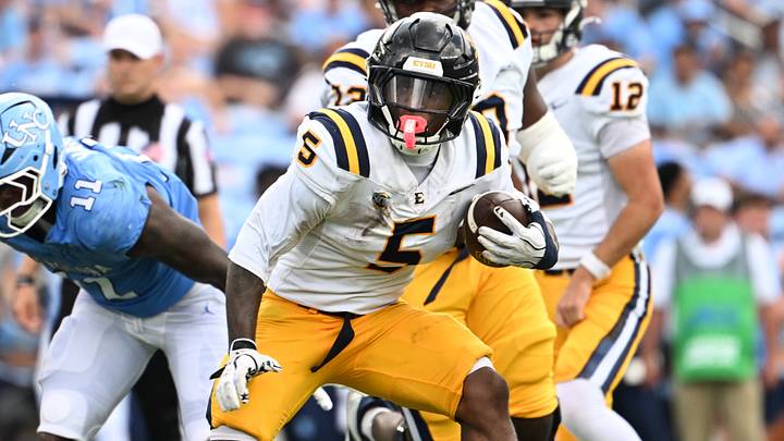 ETSU Buccaneers running back TJ Peyton (5) ETSU Buccaneers running back TJ Peyton (5)