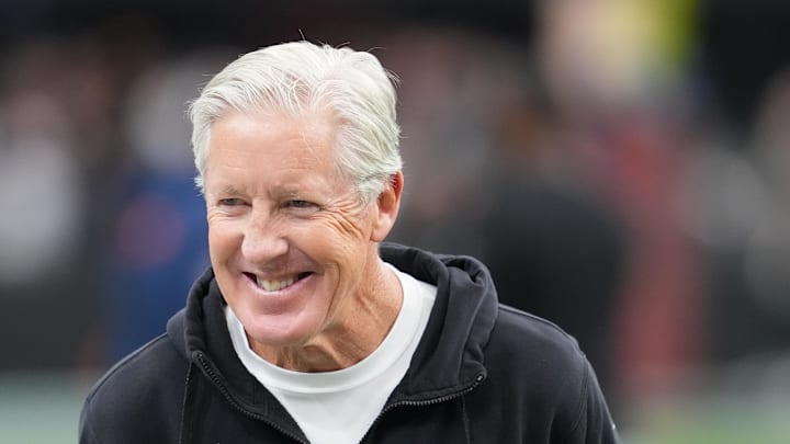 Dec 7, 2025; Paradise, Nevada, USA; Las Vegas Raiders head coach Pete Carroll on the field prior to a game against the Denver Broncos at Allegiant Stadium. Mandatory Credit: Stephen R. Sylvanie-Imagn Images Dec 7, 2025; Paradise, Nevada, USA; Las Vegas Raiders head coach Pete Carroll on the field prior to a game against the Denver Broncos at Allegiant Stadium. Mandatory Credit: Stephen R. Sylvanie-Imagn Images