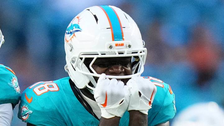 Miami Dolphins wide receiver Chris Bell Miami Dolphins wide receiver Chris Bell