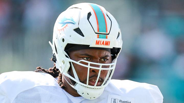 Miami Dolphins guard Caedan Wallace Miami Dolphins guard Caedan Wallace