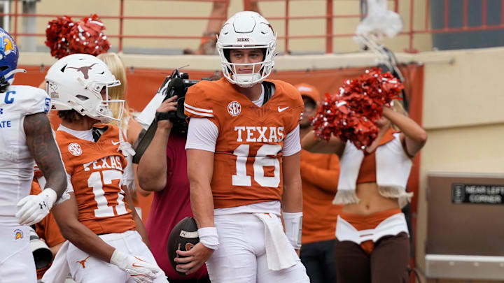 Arch Manning scored five touchdowns in Texas' win over San Jose State Saturday