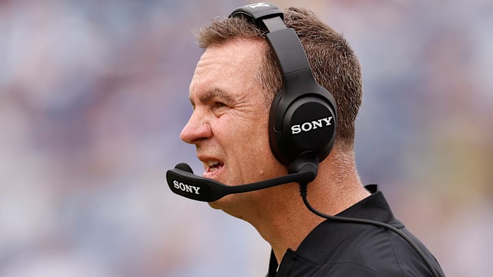 Indianapolis Colts v Tennessee Titans