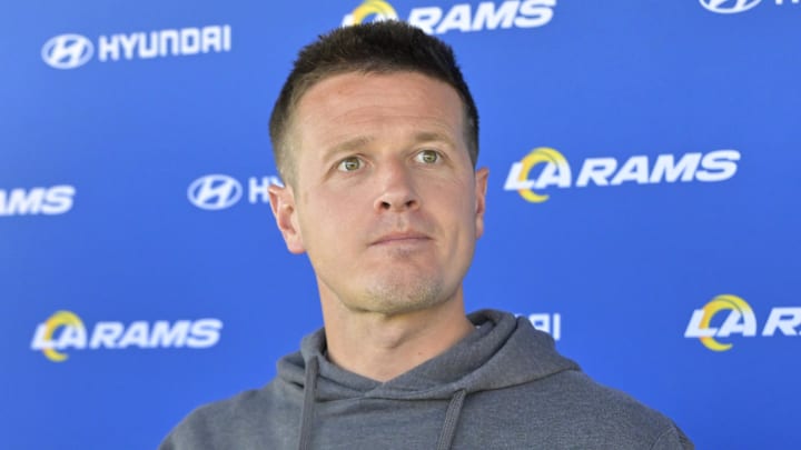 May 28, 2024; Thousand Oaks, CA, USA; Los Angeles Rams defensive coordinator Chris Shula speaks to the media following OTAs at the team training facility at California Lutheran University. Mandatory Credit: Jayne Kamin-Oncea-Imagn Images May 28, 2024; Thousand Oaks, CA, USA; Los Angeles Rams defensive coordinator Chris Shula speaks to the media following OTAs at the team training facility at California Lutheran University. Mandatory Credit: Jayne Kamin-Oncea-Imagn Images