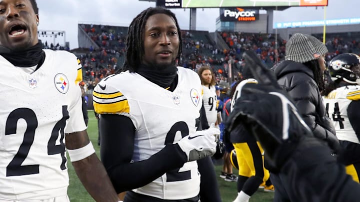 Nov 26, 2023; Cincinnati, Ohio, USA; Pittsburgh Steelers cornerback Joey Porter Jr. (24) and cornerback Darius Rush (21) celebrate after the game against the Cincinnati Bengals at Paycor Stadium. Mandatory Credit: Joseph Maiorana-Imagn Images Nov 26, 2023; Cincinnati, Ohio, USA; Pittsburgh Steelers cornerback Joey Porter Jr. (24) and cornerback Darius Rush (21) celebrate after the game against the Cincinnati Bengals at Paycor Stadium. Mandatory Credit: Joseph Maiorana-Imagn Images