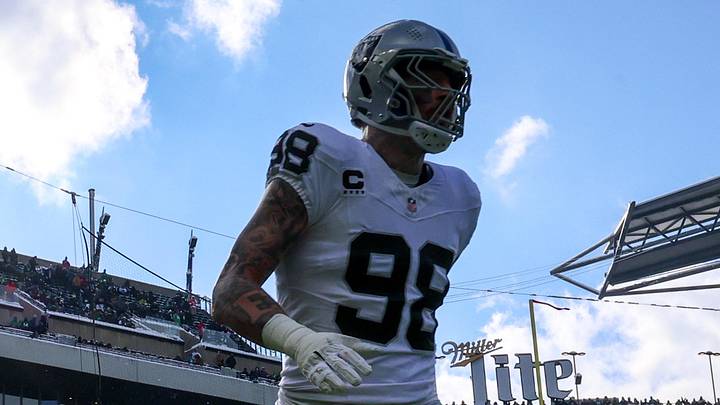 Dec 14, 2025; Philadelphia, Pennsylvania, USA; Las Vegas Raiders defensive end Maxx Crosby (98) runs onto the field before the game against the Philadelphia Eagles at Lincoln Financial Field. Mandatory Credit: Bill Streicher-Imagn Images Dec 14, 2025; Philadelphia, Pennsylvania, USA; Las Vegas Raiders defensive end Maxx Crosby (98) runs onto the field before the game against the Philadelphia Eagles at Lincoln Financial Field. Mandatory Credit: Bill Streicher-Imagn Images