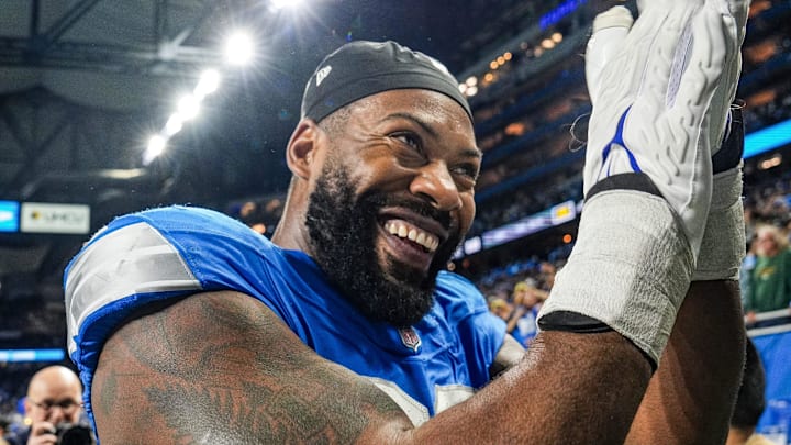 Detroit Lions defensive end Za'Darius Smith (99) claps his hands together after defeating the Green Bay Packers Detroit Lions defensive end Za'Darius Smith (99) claps his hands together after defeating the Green Bay Packers