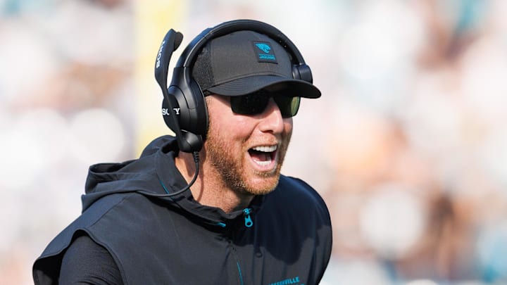 Nov 16, 2025; Jacksonville, Florida, USA; Jacksonville Jaguars head coach Liam Coen reacts to a touchdown against the Los Angeles Chargers during the third quarter at EverBank Stadium. Mandatory Credit: Morgan Tencza-Imagn Images Nov 16, 2025; Jacksonville, Florida, USA; Jacksonville Jaguars head coach Liam Coen reacts to a touchdown against the Los Angeles Chargers during the third quarter at EverBank Stadium. Mandatory Credit: Morgan Tencza-Imagn Images