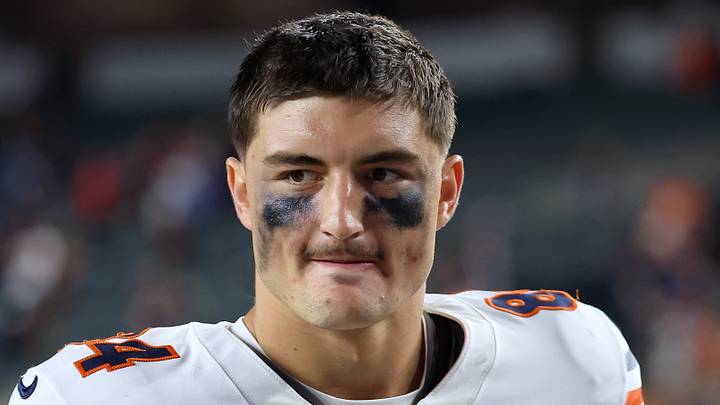 Chicago Bears tight end Colston Loveland 