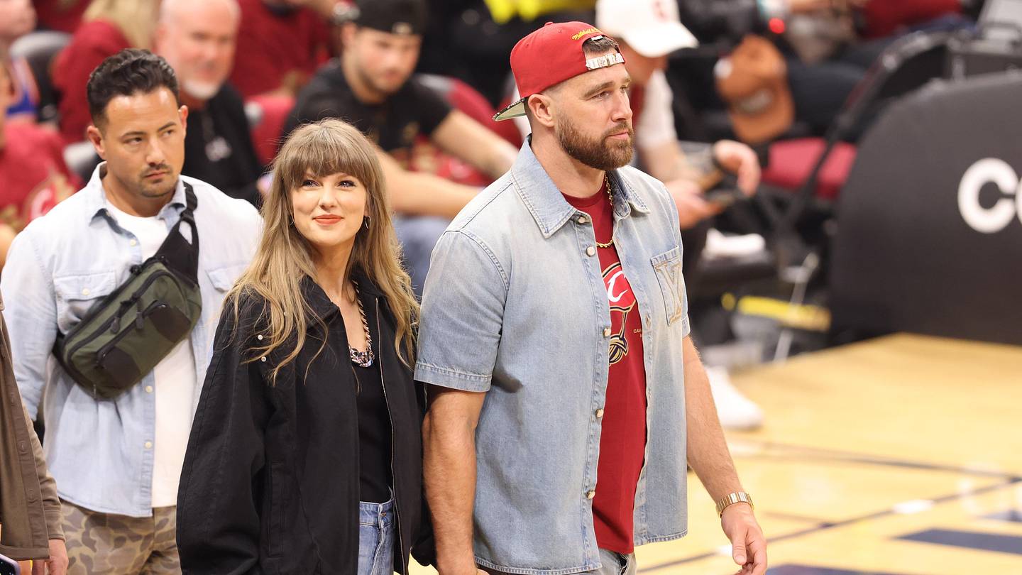 Travis Kelce Makes It Just in Time for Taylor Swift's Major NYC Honor