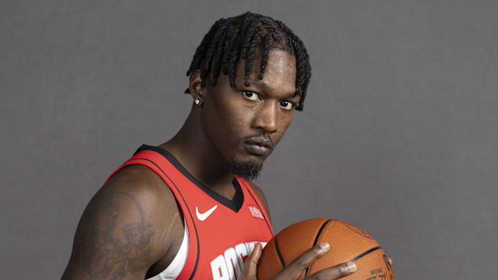 Sep 29, 2025; Houston, TX, USA; Houston Rockets forward Dorian Finney-Smith (2) poses for a picture during Houston Rockets media day at Toyota Center. Mandatory Credit: Troy Taormina-Imagn Images Sep 29, 2025; Houston, TX, USA; Houston Rockets forward Dorian Finney-Smith (2) poses for a picture during Houston Rockets media day at Toyota Center. Mandatory Credit: Troy Taormina-Imagn Images