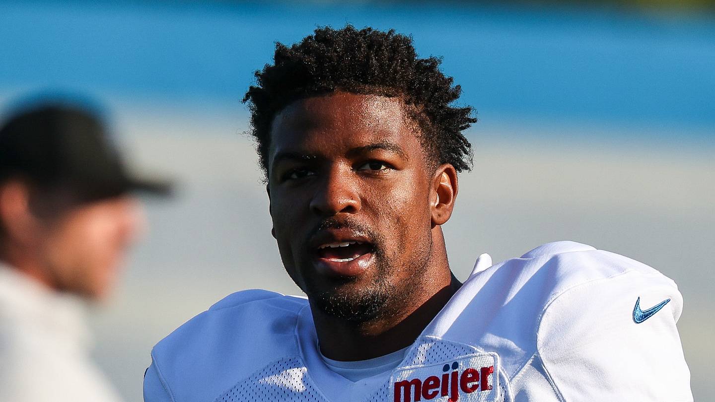 Allenamento dei Detroit Lions con infortuni e assenze tra giocatori chiave