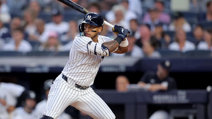 Jul 10, 2025; Bronx, New York, USA; New York Yankees third baseman Jorbit Vivas (90) bats against the Seattle Mariners during the third inning at Yankee Stadium. Mandatory Credit: Brad Penner-Imagn Images Jul 10, 2025; Bronx, New York, USA; New York Yankees third baseman Jorbit Vivas (90) bats against the Seattle Mariners during the third inning at Yankee Stadium. Mandatory Credit: Brad Penner-Imagn Images