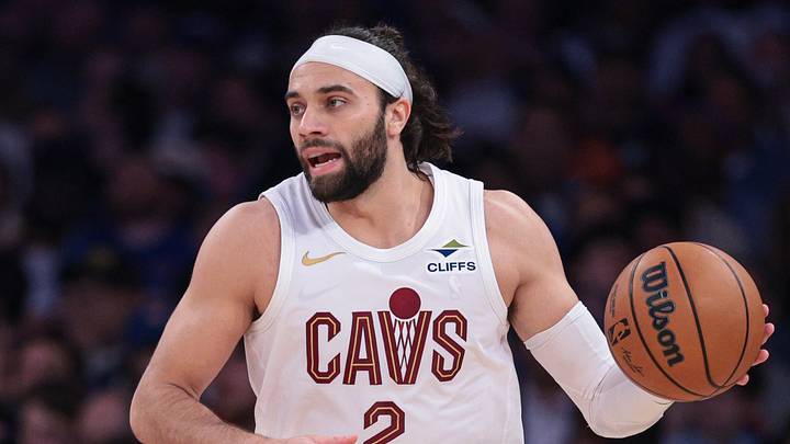 Cleveland Cavaliers guard Max Strus (2) dribbles up court Cleveland Cavaliers guard Max Strus (2) dribbles up court