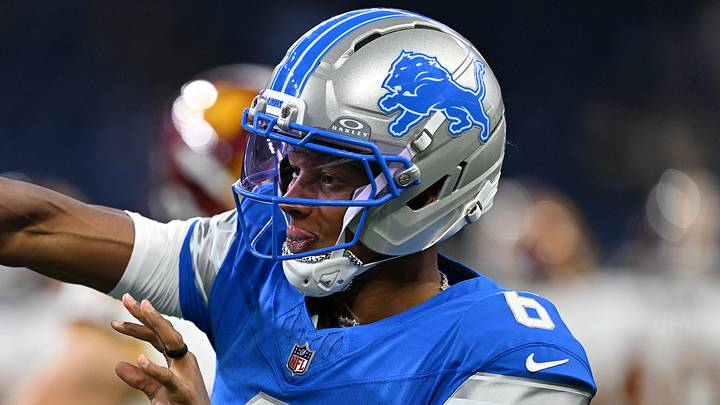 Detroit Lions quarterback Joshua Dobbs (6).