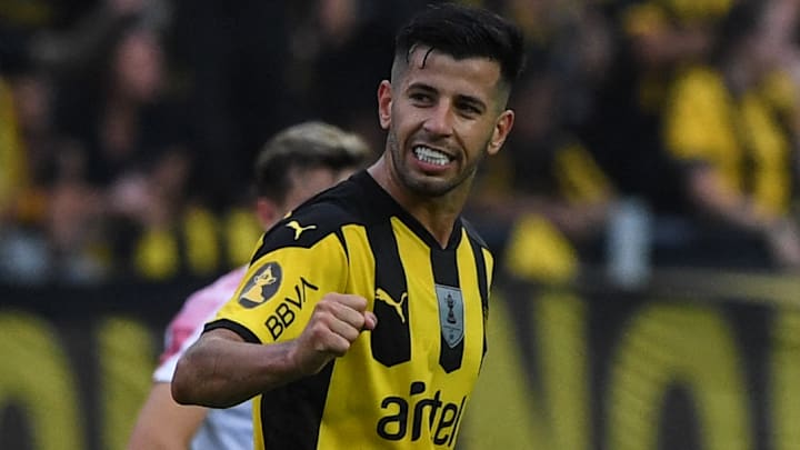 El uruguayo Pablo Ceppelini terminó su préstamo con Peñarol y volvió con Cruz Azul, sin saber si entrará en planes o no.