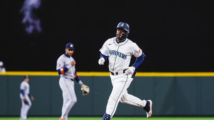 Apr 7, 2025; Seattle, Washington, USA; Seattle Mariners second baseman Ryan Bliss (1) runs the bases after hitting a two-run home run against the Houston Astros during the fifth inning at T-Mobile Park. Mandatory Credit: Joe Nicholson-Imagn Images Apr 7, 2025; Seattle, Washington, USA; Seattle Mariners second baseman Ryan Bliss (1) runs the bases after hitting a two-run home run against the Houston Astros during the fifth inning at T-Mobile Park. Mandatory Credit: Joe Nicholson-Imagn Images