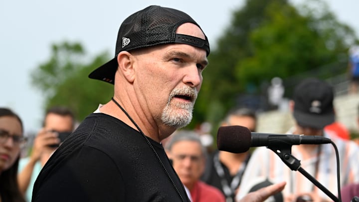 Washington Commanders head coach Dan Quinn