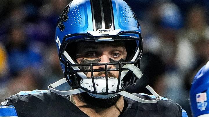 Detroit Lions offensive tackle Taylor Decker