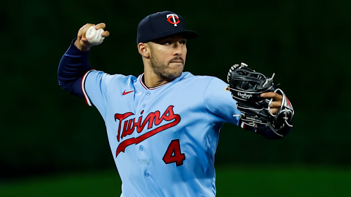 El campocorto Carlos Correa es ya un jugador oficial de los Mellizos de Minnesota