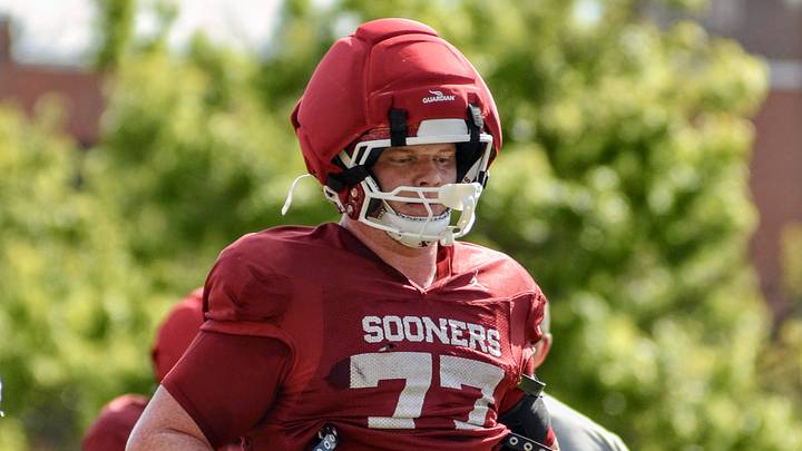 Oklahoma offensive lineman Heath Ozaeta Oklahoma offensive lineman Heath Ozaeta