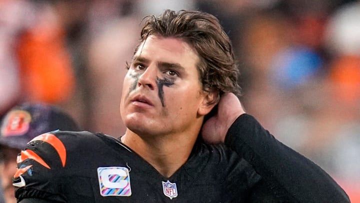 Cincinnati Bengals defensive end Trey Hendrickson watches