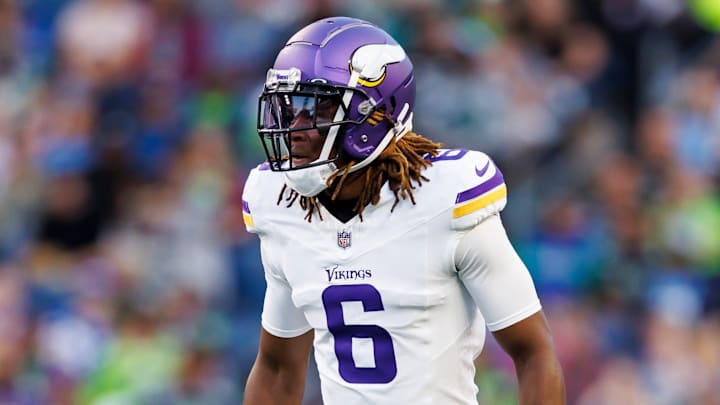 Minnesota Vikings safety Lewis Cine