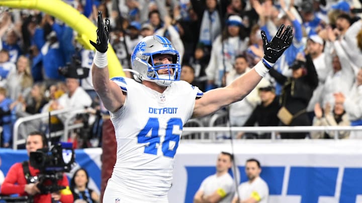 Detroit Lions linebacker Jack Campbell (46) celebrates after a sack against the Dallas Cowboys 