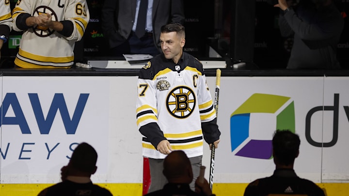 Oct 11, 2023; Boston, Massachusetts, USA; Former Boston Bruins captain Patrice Bergeron joins other former Bruins players before the start of Boston s 100th season in the NHL at TD Garden. Mandatory Credit: Winslow Townson-Imagn Images Oct 11, 2023; Boston, Massachusetts, USA; Former Boston Bruins captain Patrice Bergeron joins other former Bruins players before the start of Boston s 100th season in the NHL at TD Garden. Mandatory Credit: Winslow Townson-Imagn Images