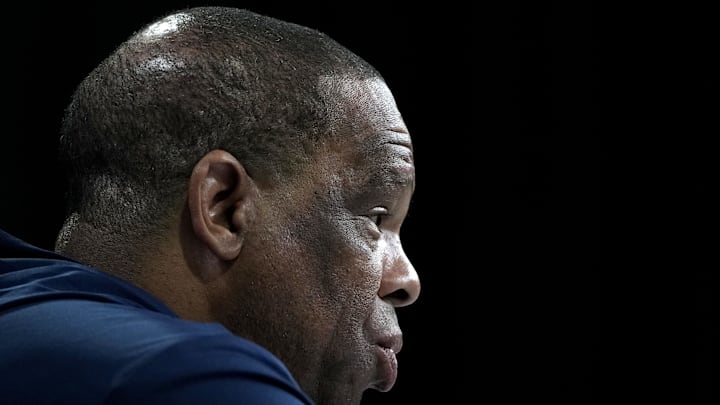 Mar 20, 2024; Charlotte, NC, USA; North Carolina Tar Heels head coach Hubert Davis during a press conference at Spectrum Center. Mandatory Credit: Bob Donnan-Imagn Images Mar 20, 2024; Charlotte, NC, USA; North Carolina Tar Heels head coach Hubert Davis during a press conference at Spectrum Center. Mandatory Credit: Bob Donnan-Imagn Images